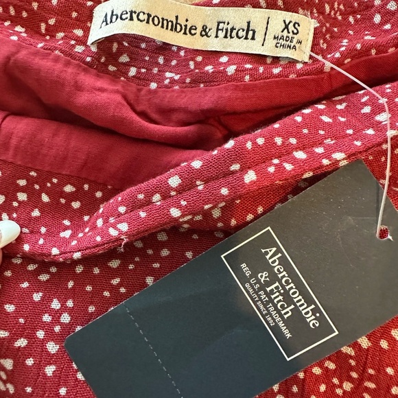 Abercrombie & Fitch NWT Elegant Red Polka Dot Skirt - Picture 3 of 4